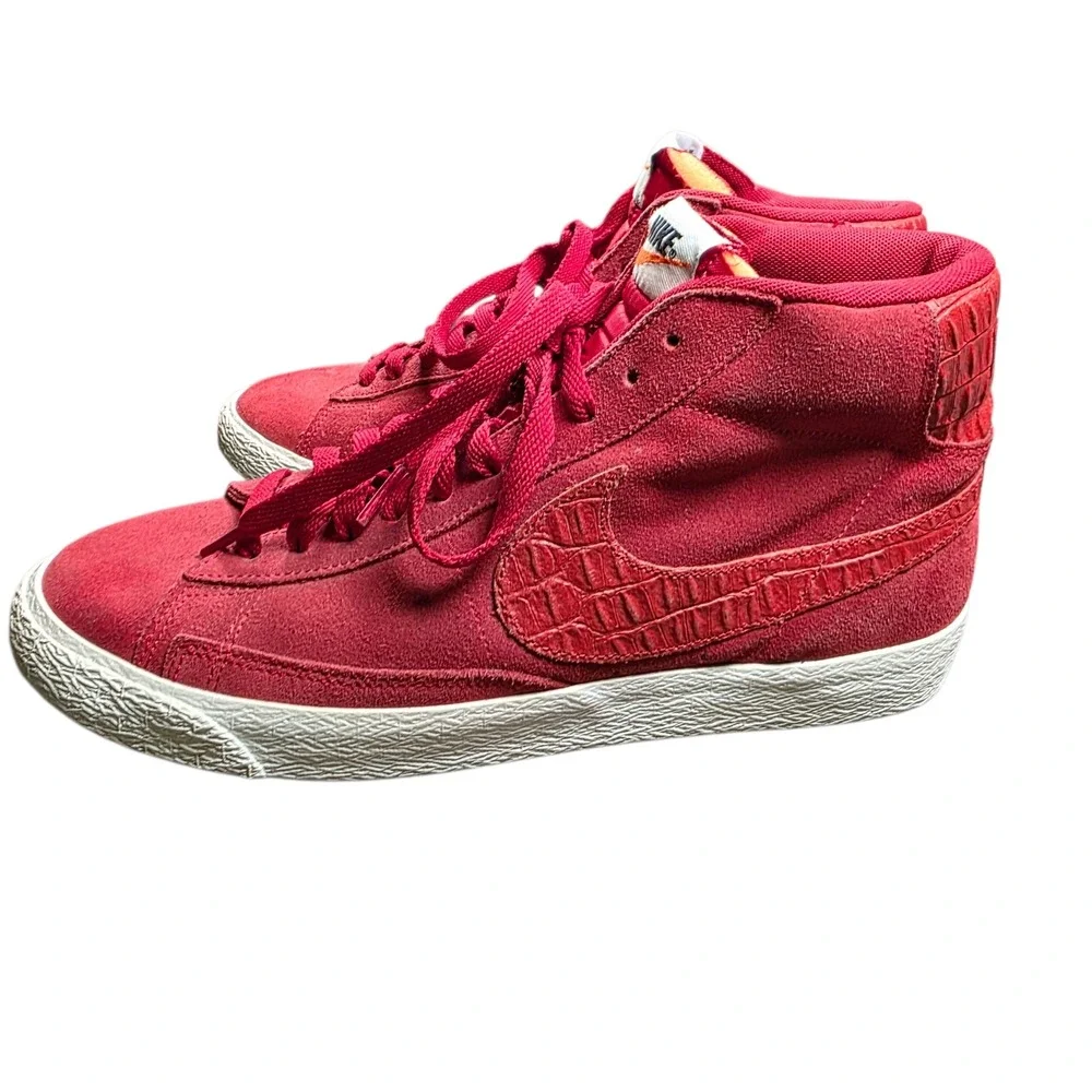 Nike Blazer Mid Premium Gym‎ High Top Sneakers Red Suede VTG 638261-601 Mens 10